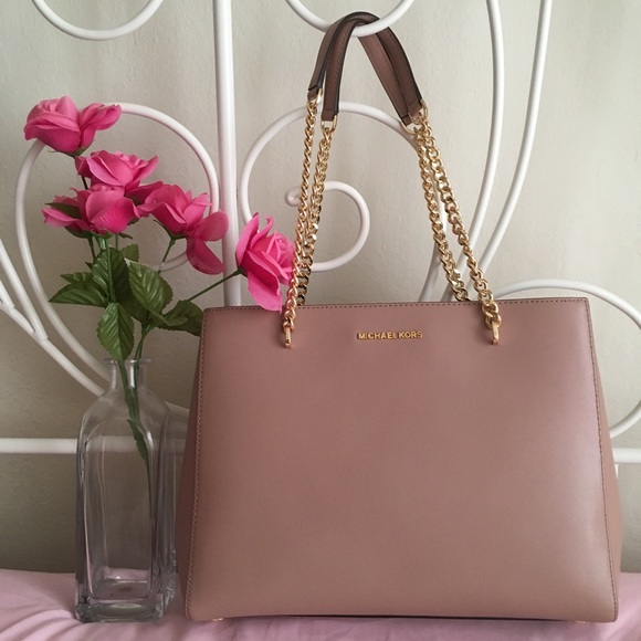 Michael Kors Handbags - Michael Kors large tote